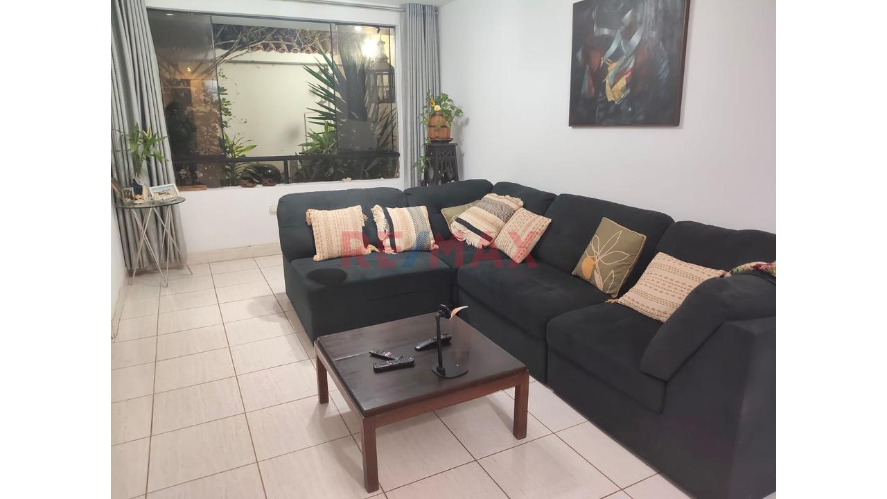 En Venta Departamento ¡Primer Piso Con Jardin Y Estacionamiento Para 2 Vehiculos! — foto 4