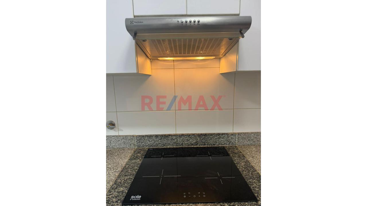 Alquila En Exclusiva Zona De Miraflores!..Departamento De 70M2 En 2Do Piso, Vista Interior + Cochera — foto 11