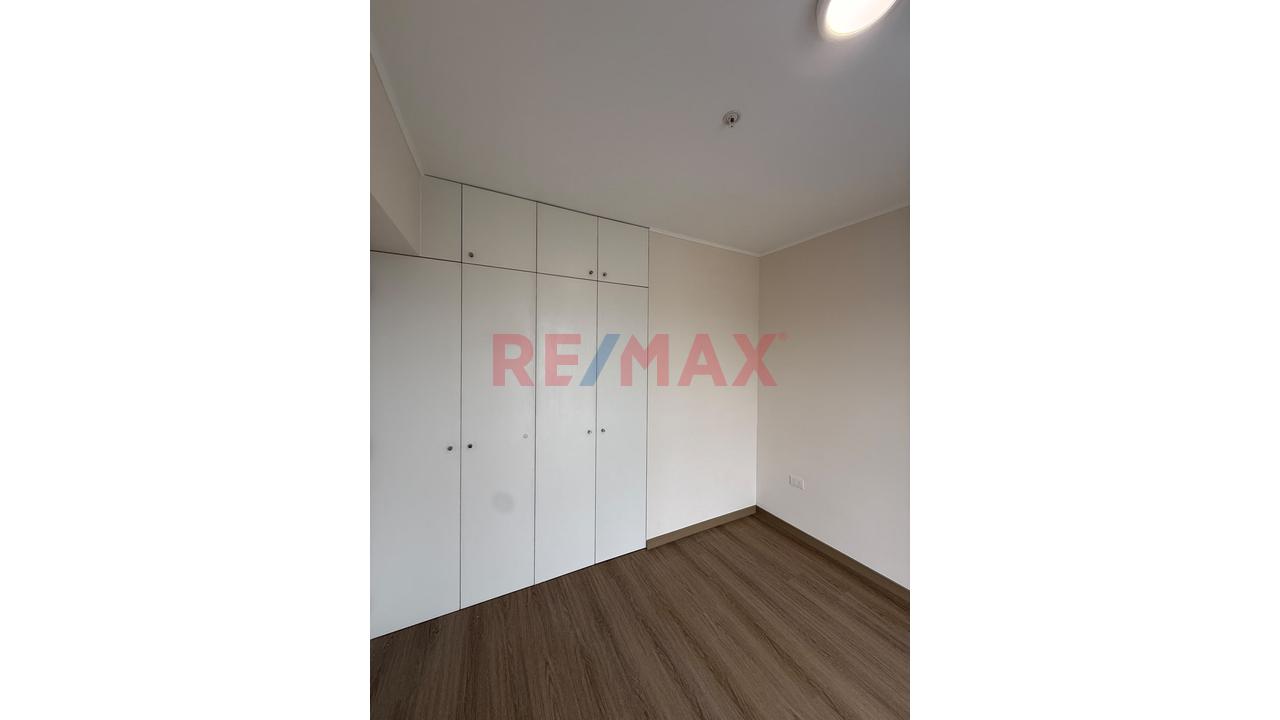 Departamento De Estreno En Alquiler - S/.2100.00 - 8