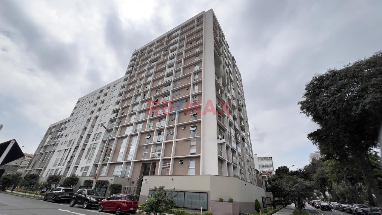 Departamento Semi Amoblado En Alquiler En Lince Limite Con San Isidro - 2