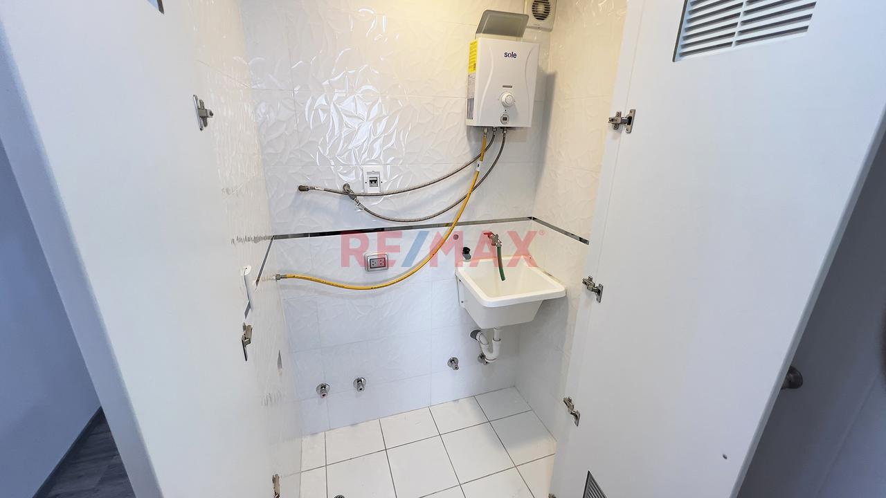 Departamento Semi Amoblado En Alquiler En Lince Limite Con San Isidro - 11