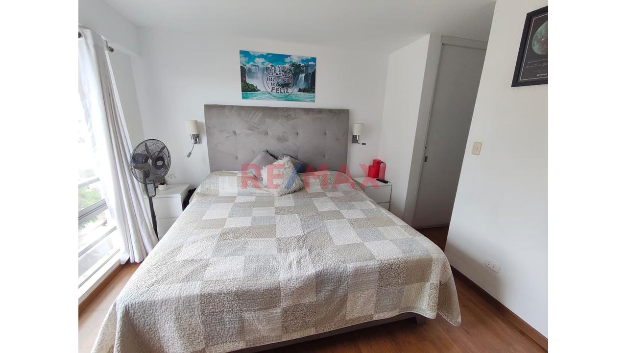 Departamento Amplio De 3 Habitaciones Y Cuarto De Servicio Con Cochera En 4To Piso Con Ascensor Directo — foto 8