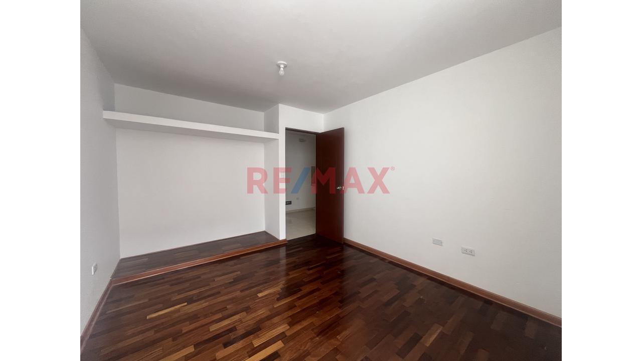 En Venta Departamento En El Agustino Excelente Ubicacion — foto 5