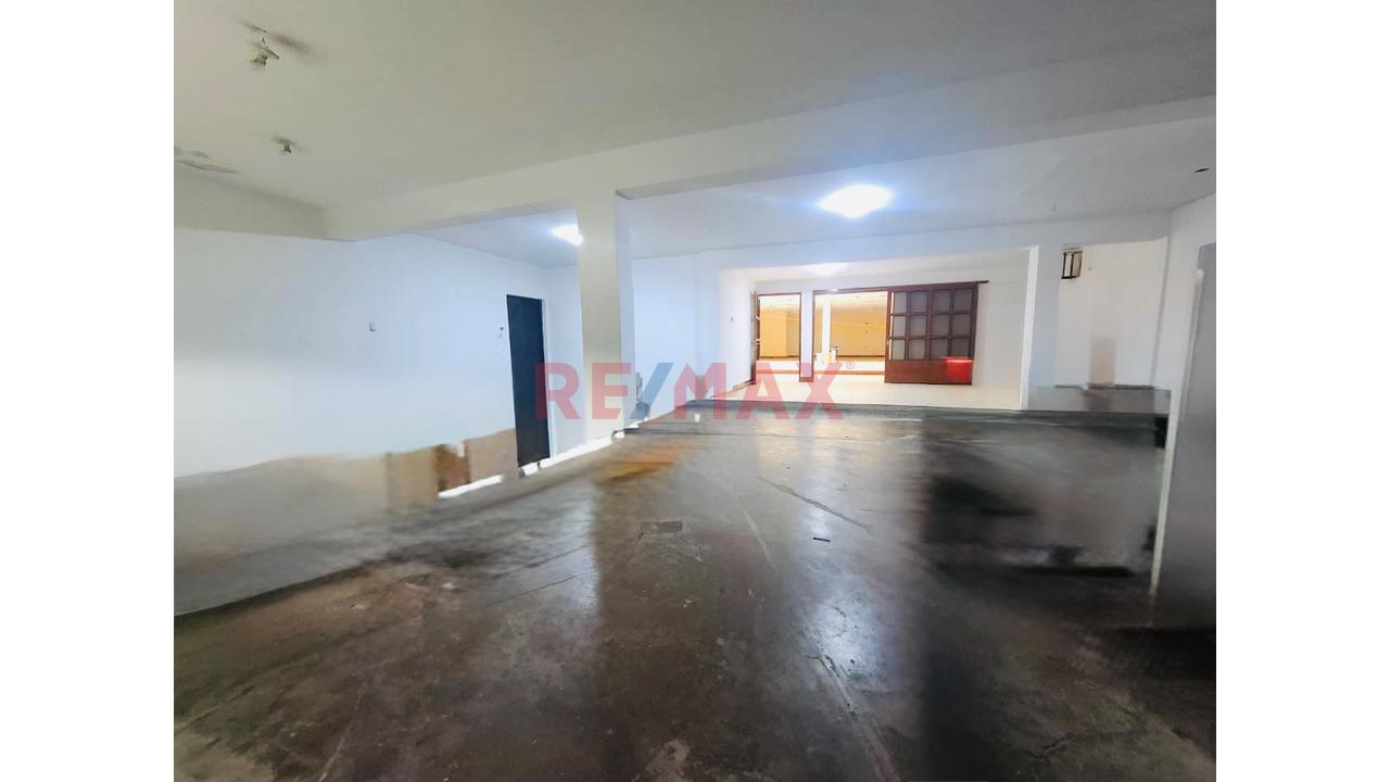 Local Comercial En Alquiler En Villa Maria Del Triunfo - 5