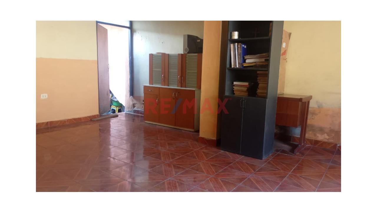 Se Vende Casa A Precio De Terreno – Tahuantinsuyo, Independencia - 12