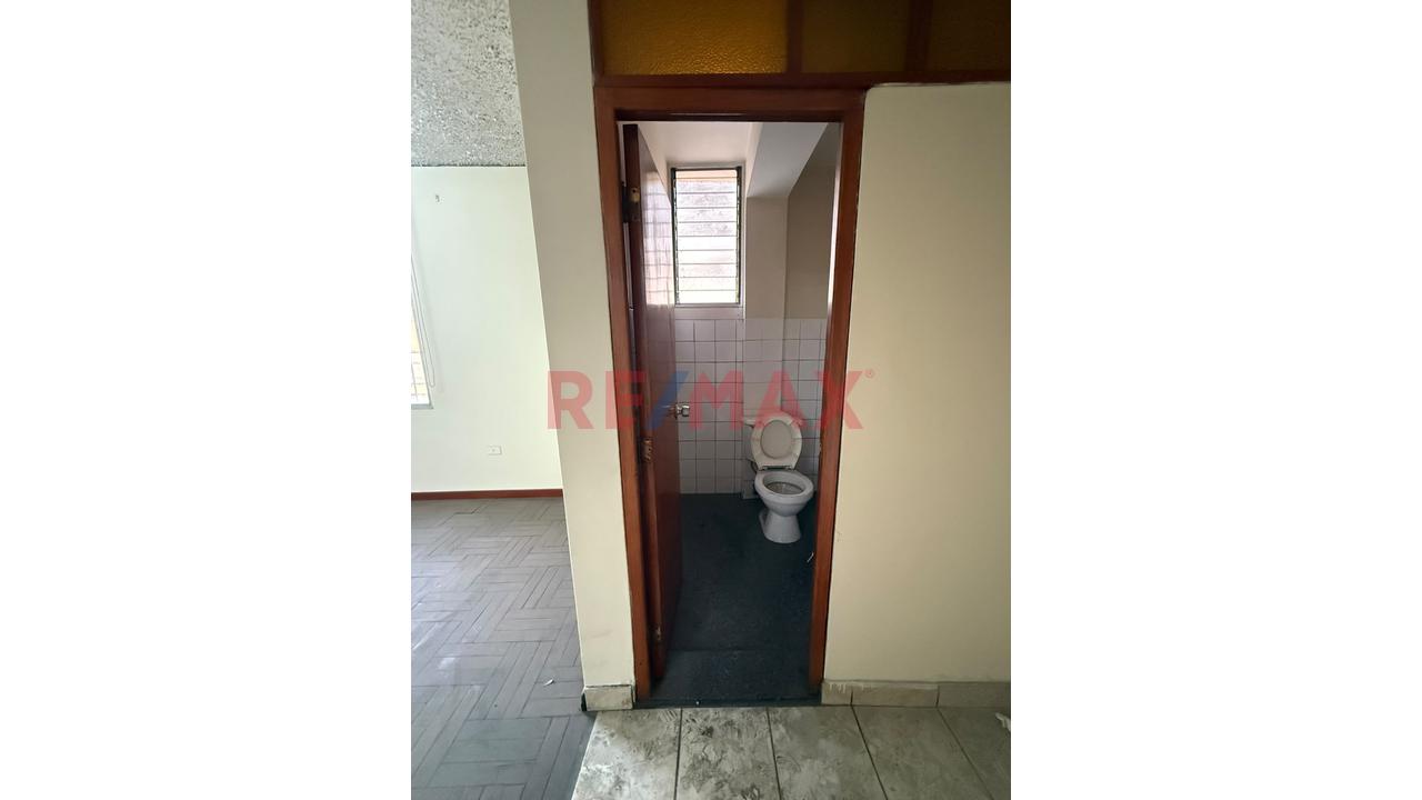 🏢 ¡Oficina En Alquiler En El Centro De La Ciudad! 📍 - 4