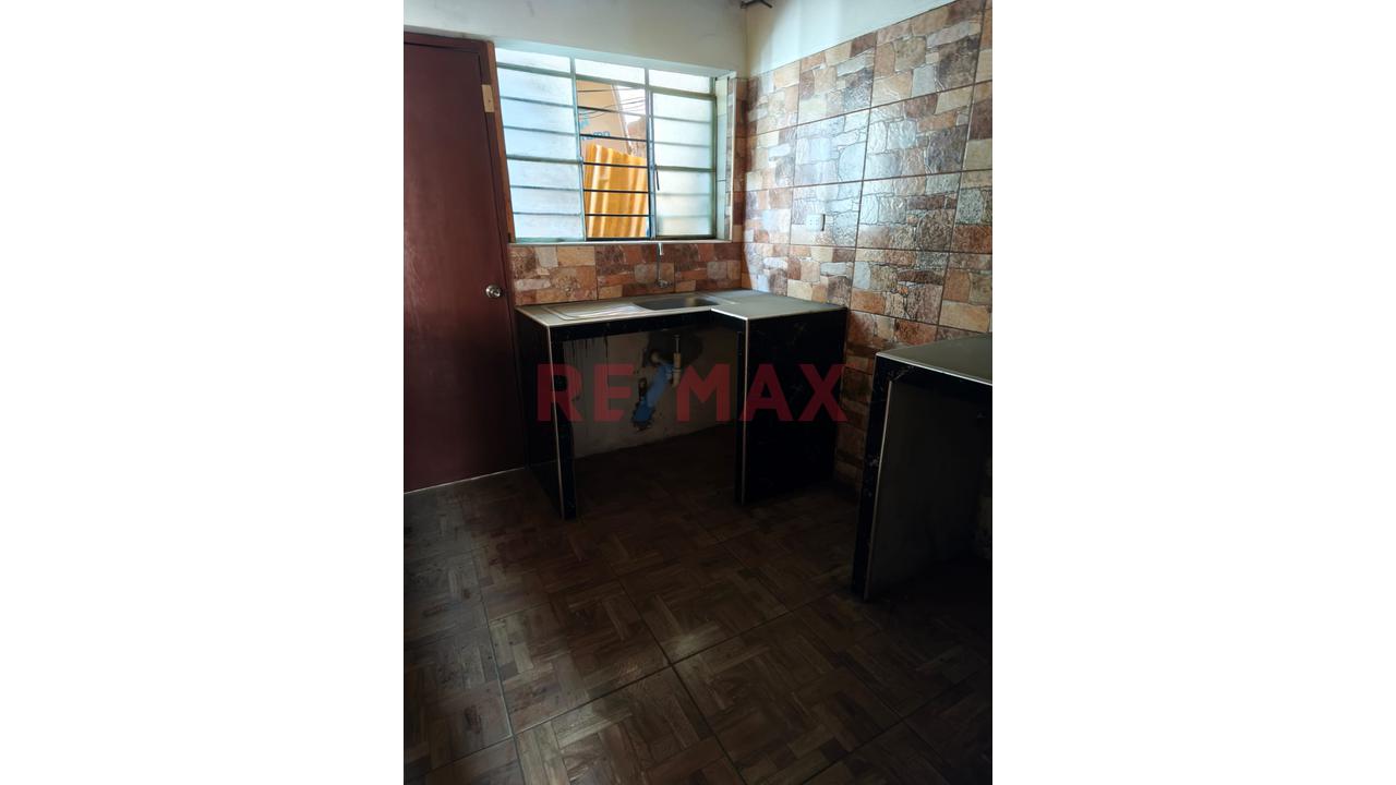 🏡 Casa De 2 Pisos En Venta En Upis Huáscar De Canto Grande Sjl | 90 M² | Us$ 80,000 — foto 3