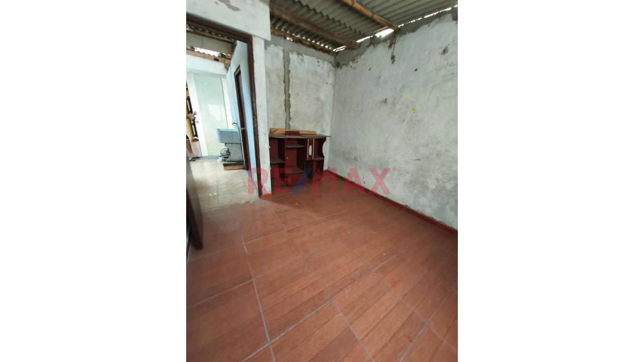 🏡 Casa De 2 Pisos En Venta En Upis Huáscar De Canto Grande Sjl | 90 M² | Us$ 80,000 — foto 4