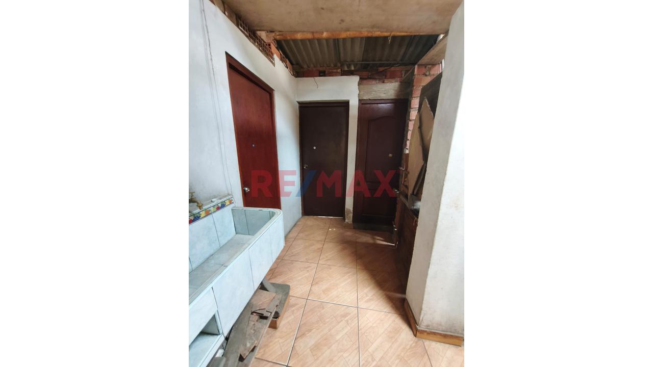 🏡 Casa De 2 Pisos En Venta En Upis Huáscar De Canto Grande Sjl | 90 M² | Us$ 80,000 — foto 7