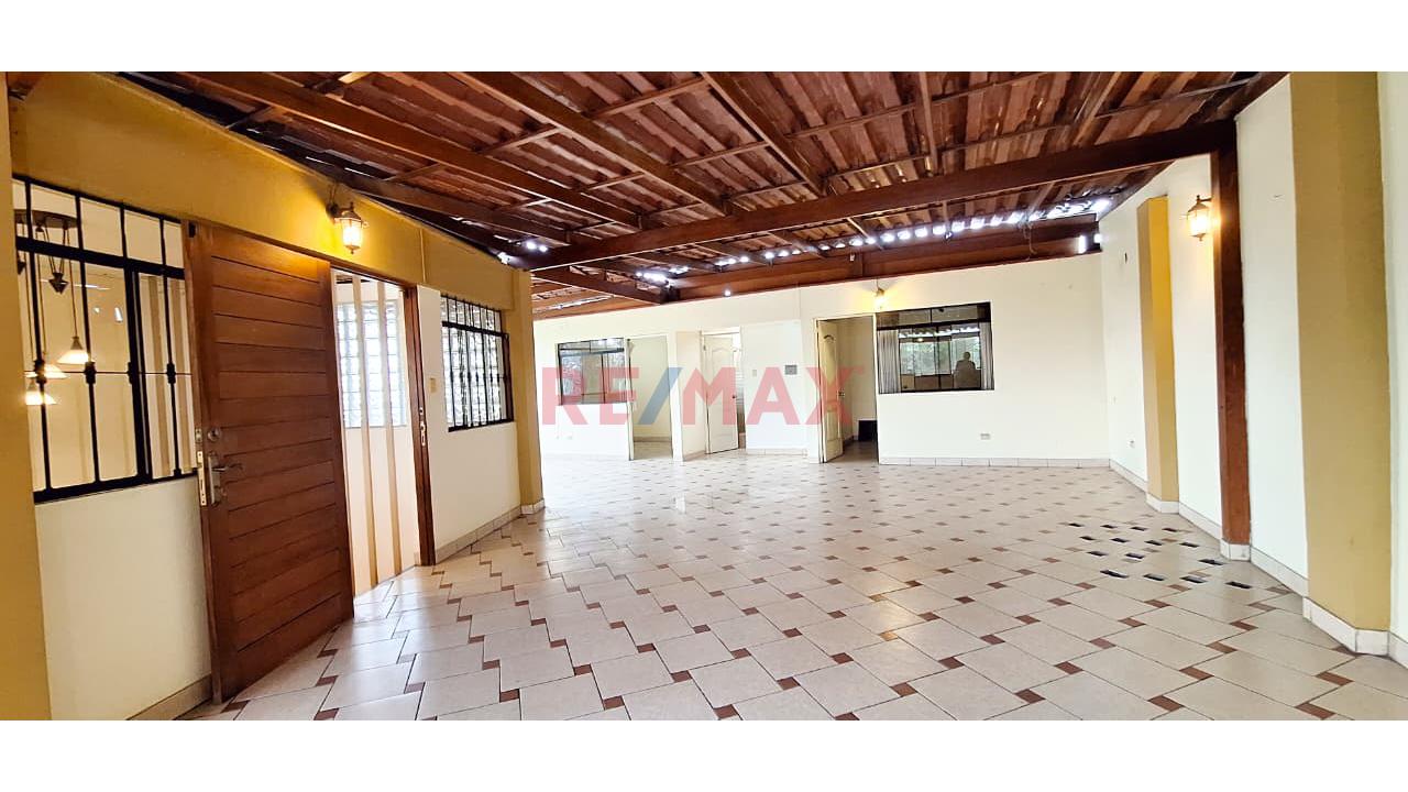 Casa En Alquiler En San Borja, 7 Dorm., Jardìn, Terraza Y 2 Cocheras — foto 7