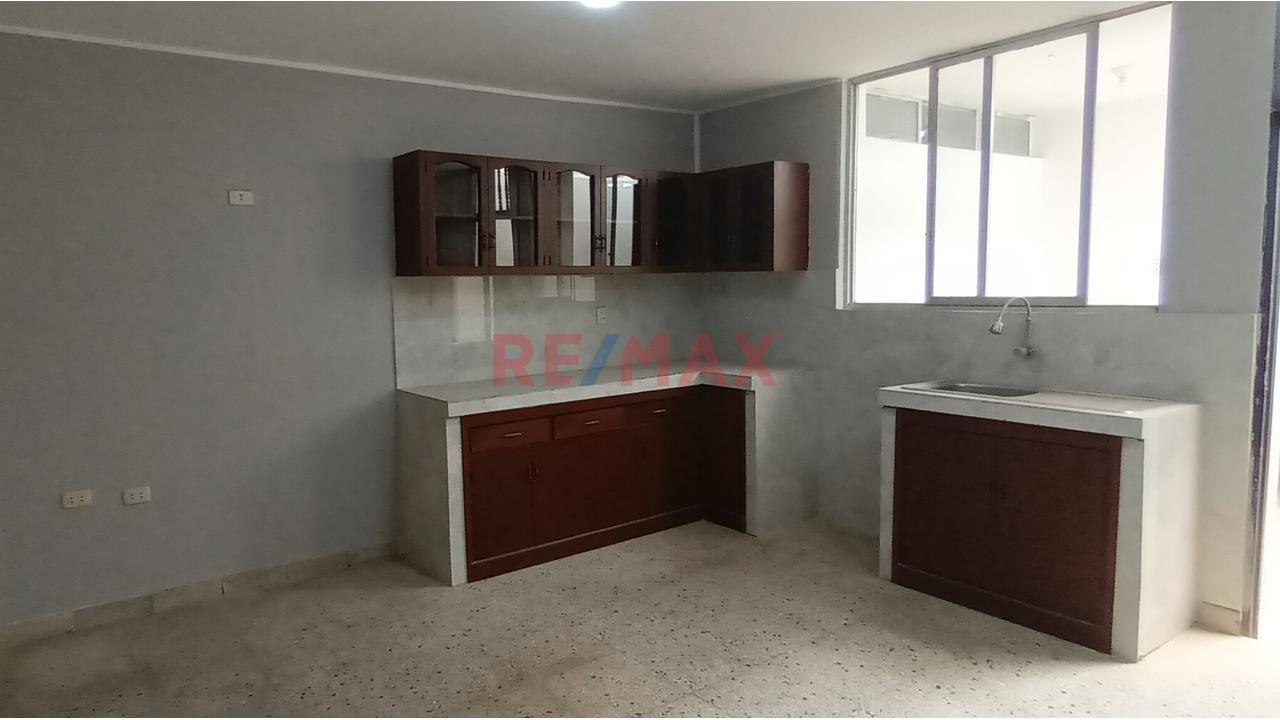 🏢 Amplio Dpto En Alquiler En Miraflores 2Do Piso – Ideal Para Empresas - 5