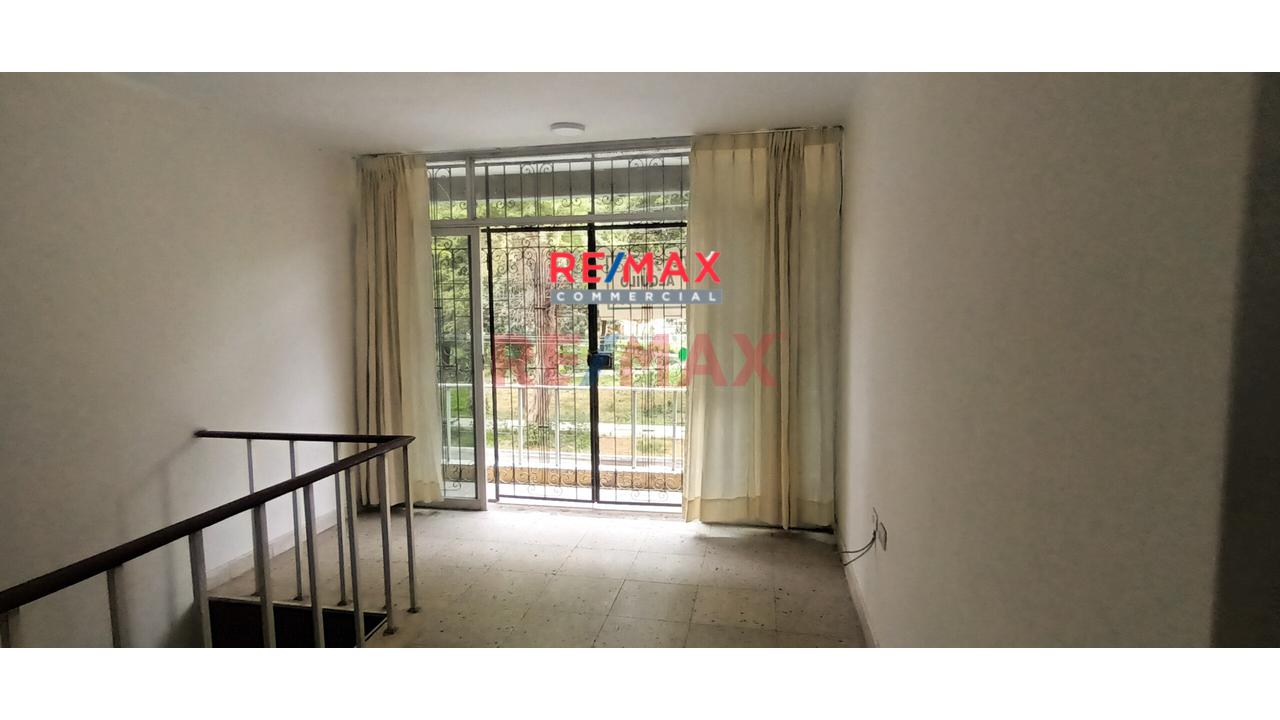 🏢 Amplio Dpto En Alquiler En Miraflores 2Do Piso – Ideal Para Empresas - 2