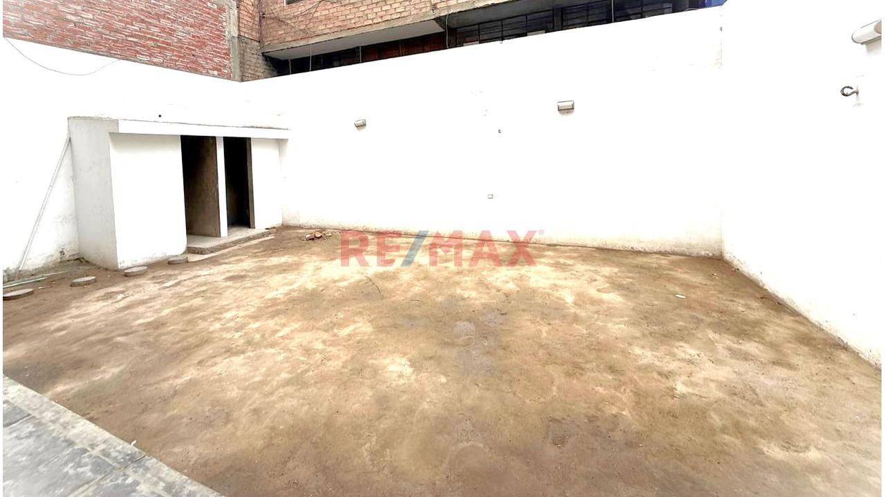 Ocasión!! En Venta Gran Casa En Los Olivos!! — foto 14