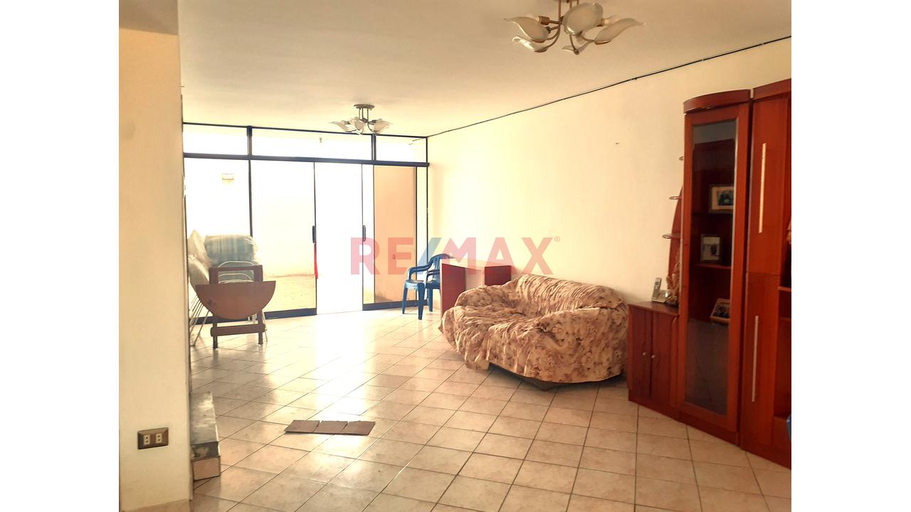 Ocasión!! En Venta Gran Casa En Los Olivos!! — foto 3