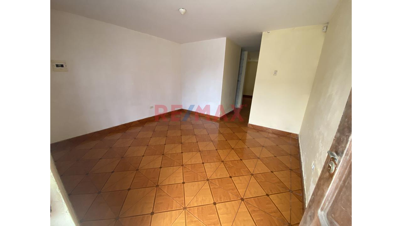Venta De Casa En Las Lomas De Huanchaco - 3