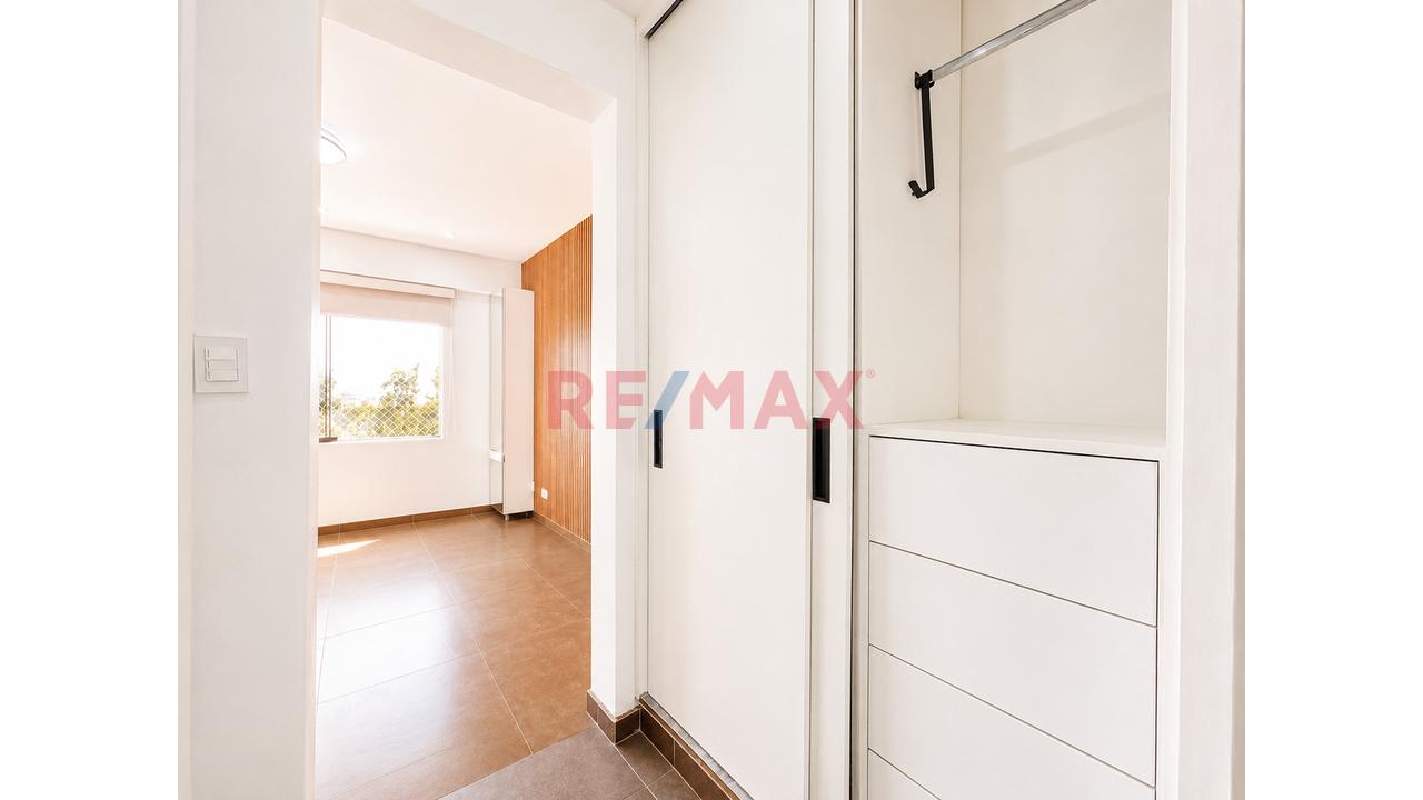 Venta Departamento 143 M² Frente A Parque – 3 Dormitorios Remodelado – Valle Hermoso, Surco - 13
