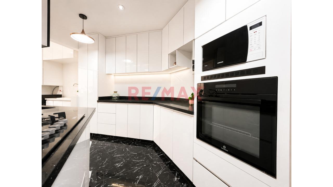 Venta Departamento 143 M² Frente A Parque – 3 Dormitorios Remodelado – Valle Hermoso, Surco - 9