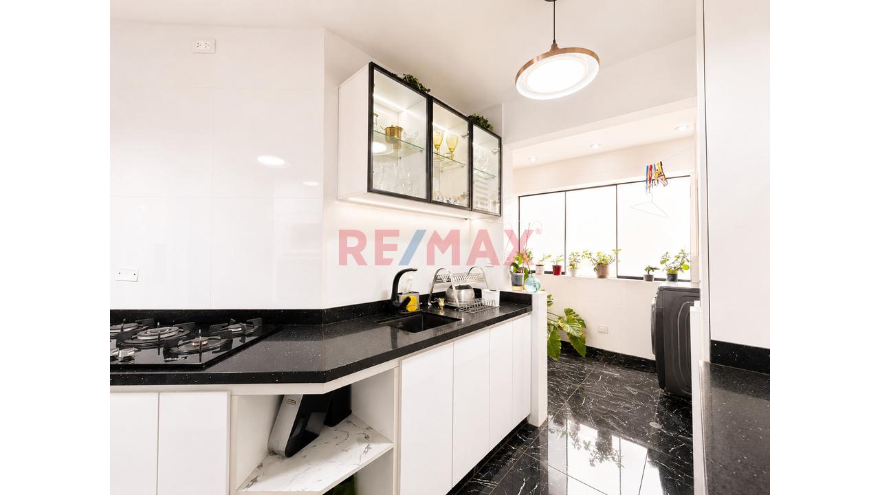 Venta Departamento 143 M² Frente A Parque – 3 Dormitorios Remodelado – Valle Hermoso, Surco - 8