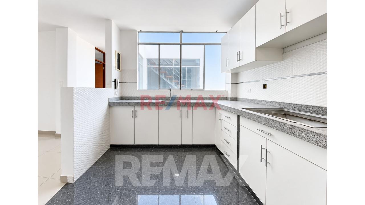 Dúplex De 148 M² Frente A Parques En San Martín De Porres — foto 15