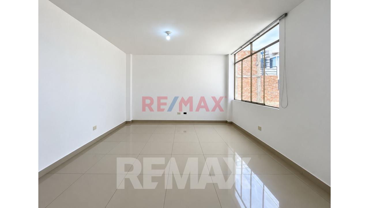 Dúplex De 148 M² Frente A Parques En San Martín De Porres — foto 2