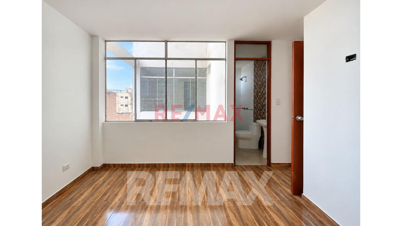 Dúplex De 148 M² Frente A Parques En San Martín De Porres — foto 10