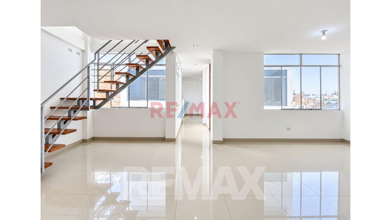 Dúplex De 148 M² Frente A Parques En San Martín De Porres — foto 7