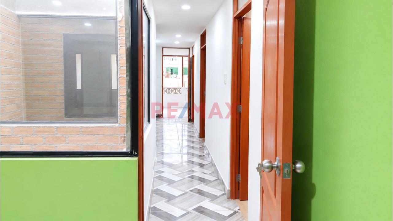 ¡Oportunidad En Los Olivos! Departamento De 64 M² — foto 2