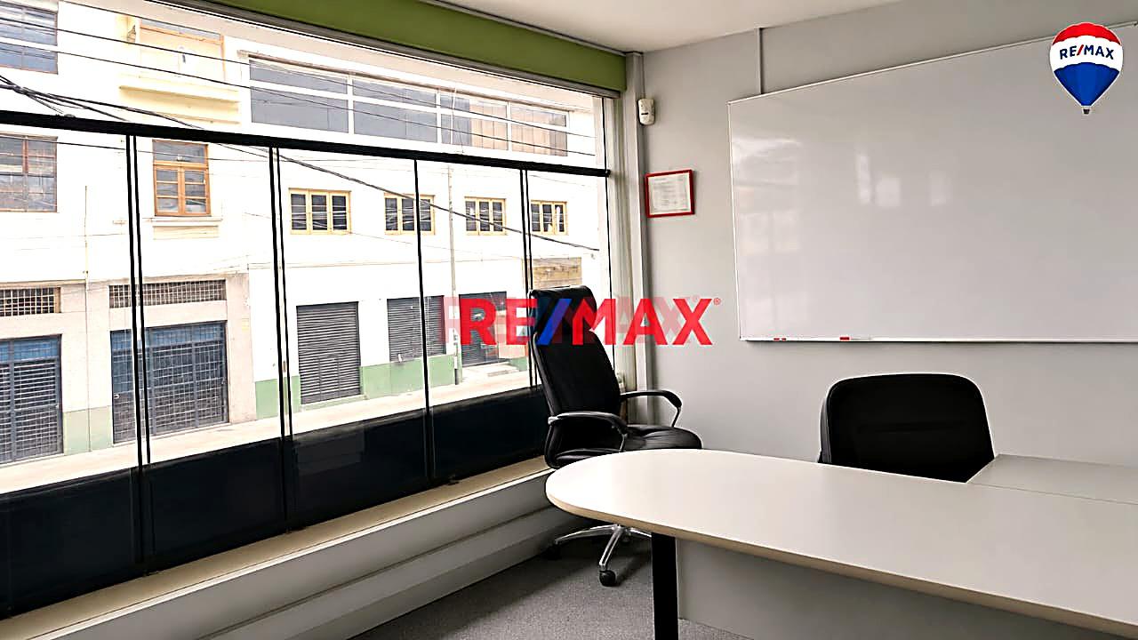 ✔✔Alquilo Oficinas En Avenida Sánchez Cerro En Piura👀📐90M2 - Primer Piso (15 M2) Y 2Do. Piso (75 M2)  ❗❕ 💰 $750.00  📍A Una Cuadra Del Puente Sanchez Cerro Zona De Alto Transito Peatonal Y Vehicu - 7