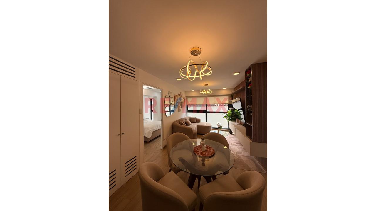 Alquiler De Departamento En Av. El Ejercito - Miraflores - 9