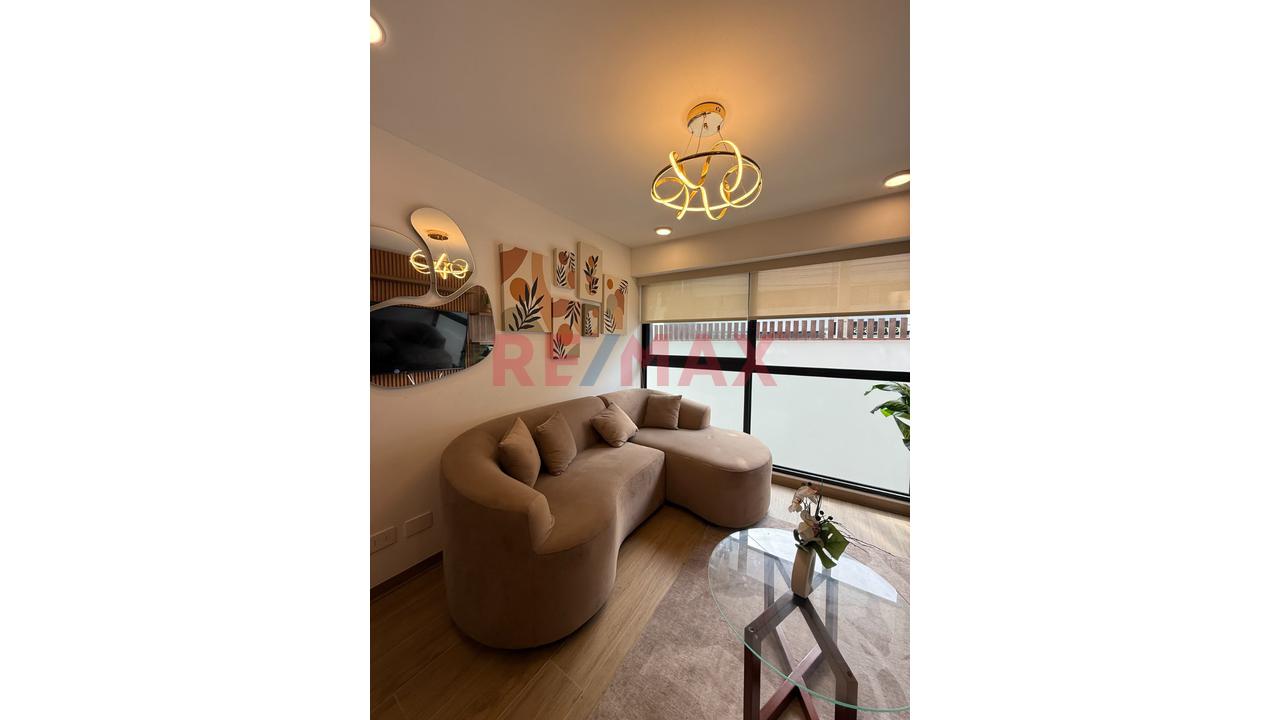 Alquiler De Departamento En Av. El Ejercito - Miraflores - 3