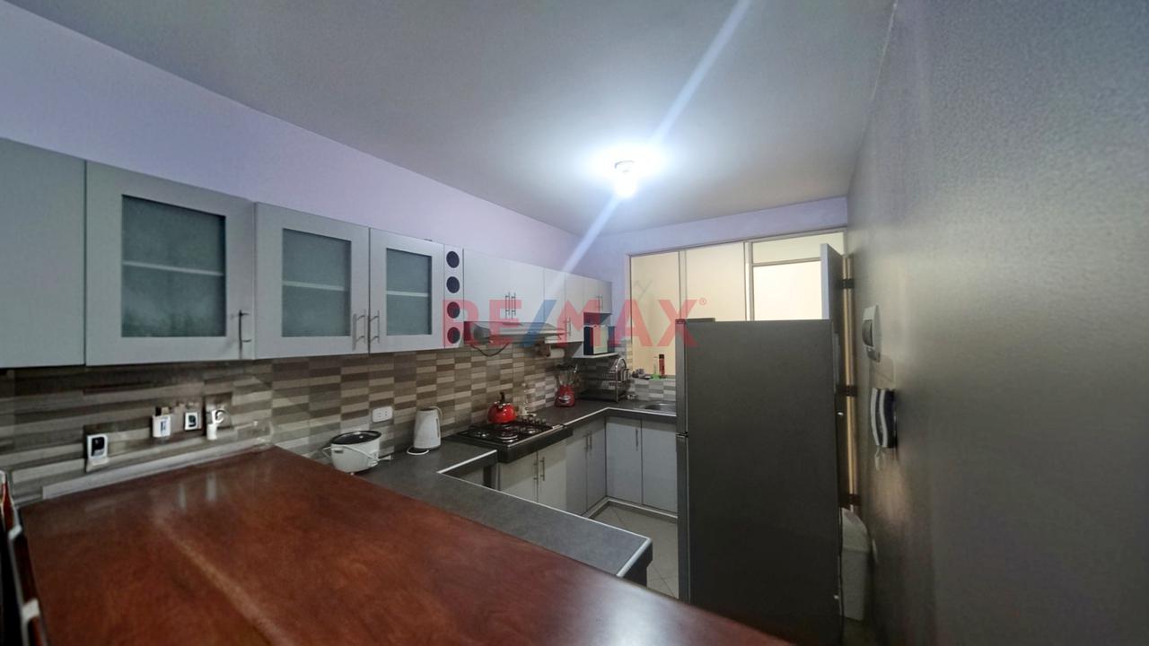 Vive Cómodo Y Conectado! Depa 1Er Piso Semiamoblado + Cochera En Surco - 5