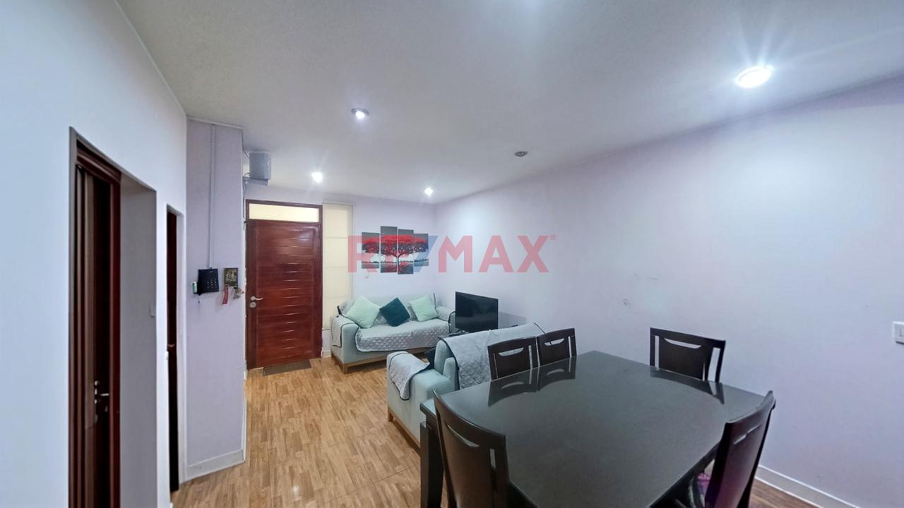 Vive Cómodo Y Conectado! Depa 1Er Piso Semiamoblado + Cochera En Surco - 2