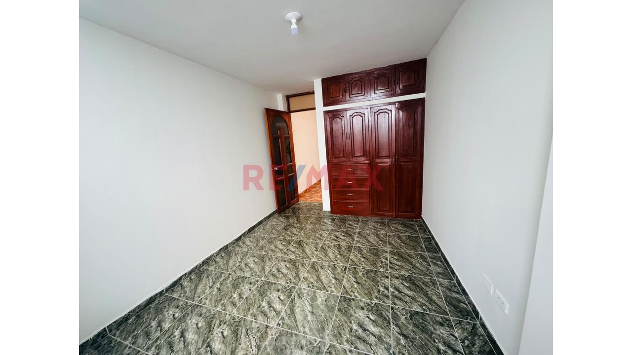 Venta De Casa Urb San Andres V Etapa Con Entrada Independiente Y Doble Frente - 8
