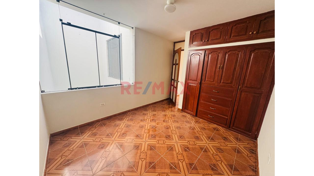 Venta De Casa Urb San Andres V Etapa Con Entrada Independiente Y Doble Frente - 7