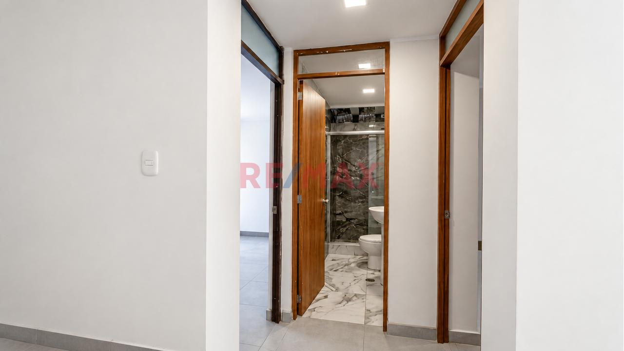 ¡Vive Frente A Parque En Los Olivos! | Departamento De 148 M² + Cochera - 10