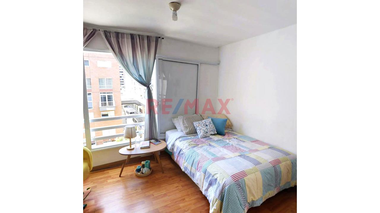 Vendo Exclusivo Tetraplex En Shell Miraflores - 5