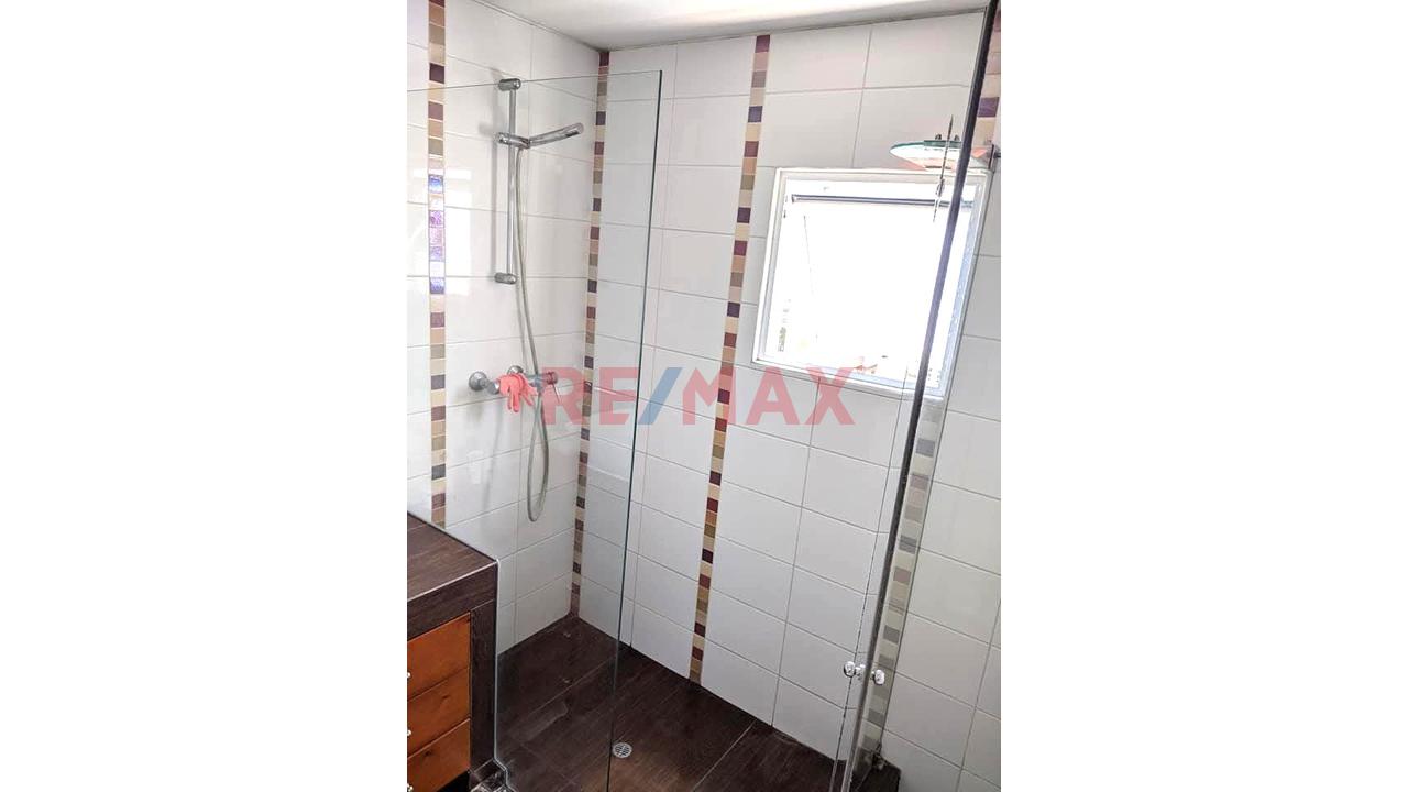 Vendo Exclusivo Tetraplex En Shell Miraflores - 9