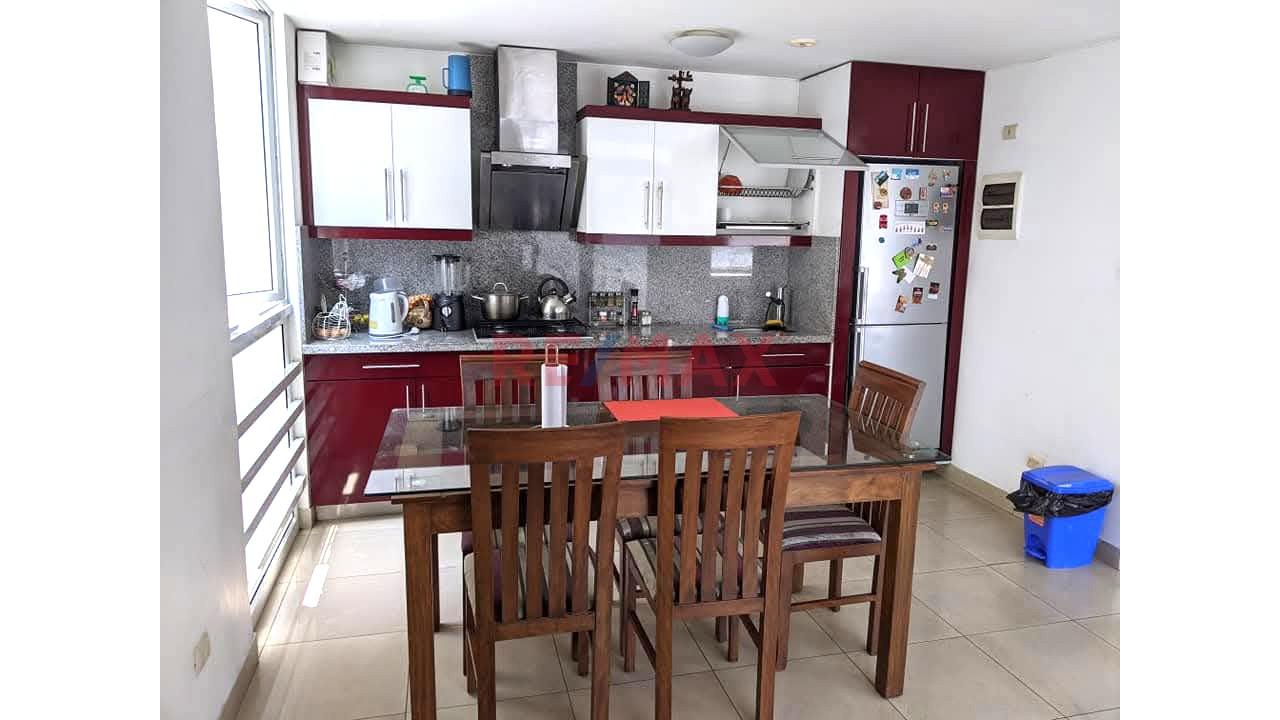 Vendo Exclusivo Tetraplex En Shell Miraflores - 17