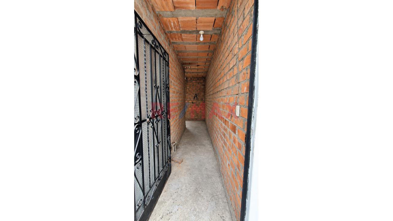 🔥 Casa De 1 Piso En Venta Como Terreno – 200 M² | Cda 22 Av Las Flores, Sjl – Us$ 220,000 — foto 15