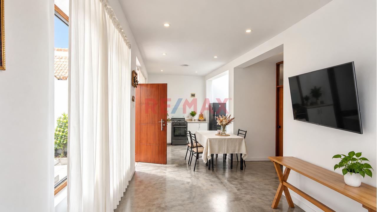 🔥 Casa De 1 Piso En Venta Como Terreno – 200 M² | Cda 22 Av Las Flores, Sjl – Us$ 220,000 - 10