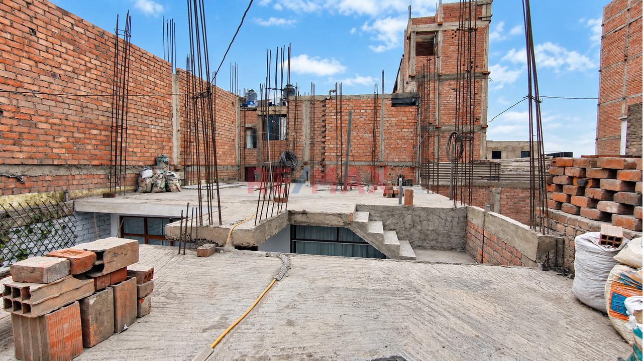 🔥 Casa De 1 Piso En Venta Como Terreno – 200 M² | Cda 22 Av Las Flores, Sjl – Us$ 220,000 — foto 4