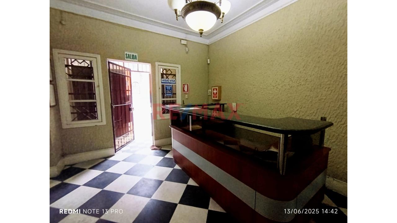 Alquilo Local Comercial Primer Piso En Av. Alejandro Tirado 185 M2 - 17