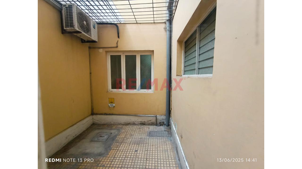 Alquilo Local Comercial Primer Piso En Av. Alejandro Tirado 185 M2 - 7