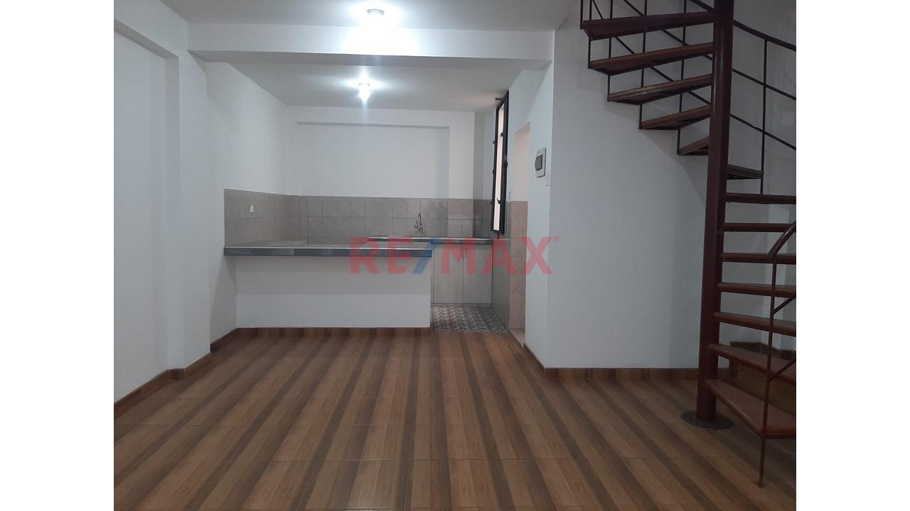 🏡 Departamento Dúplex En Alquiler – Amplio Y Cómodo - 2