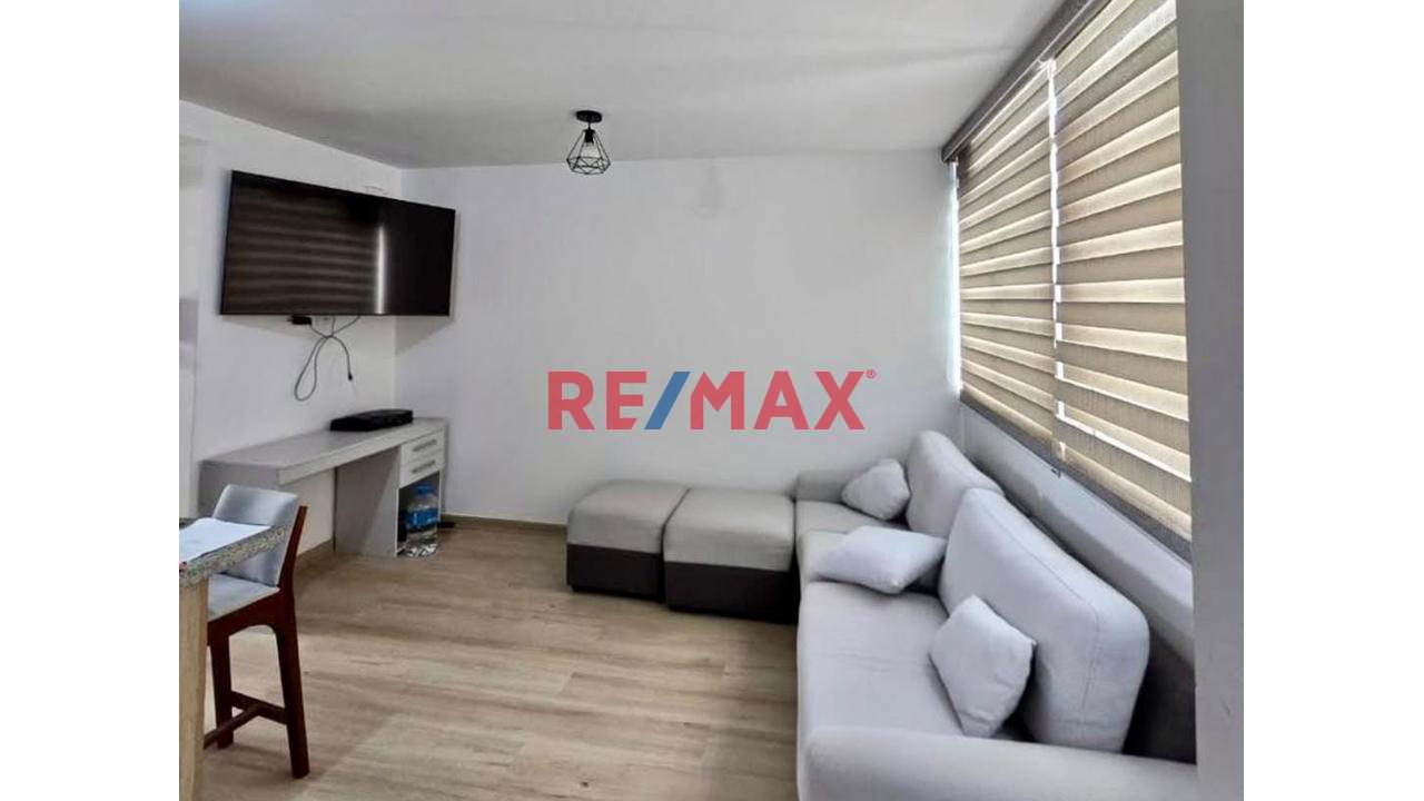 Departamento En Av. De Los Patriotas - San Miguel
