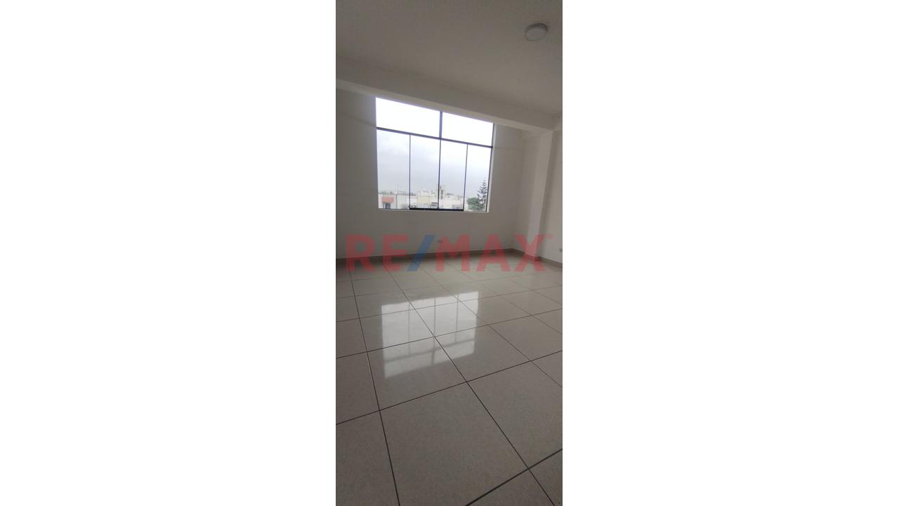 Vendo Local Comercial De 160 M2 En Misma Avenida Elmer Faucett San Miguel - 3