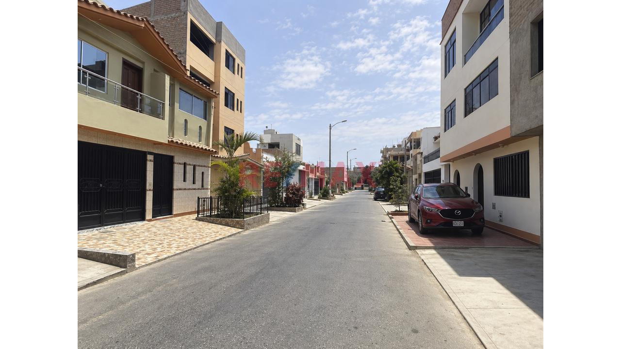 Terreno en San Martin de Porres — foto 2