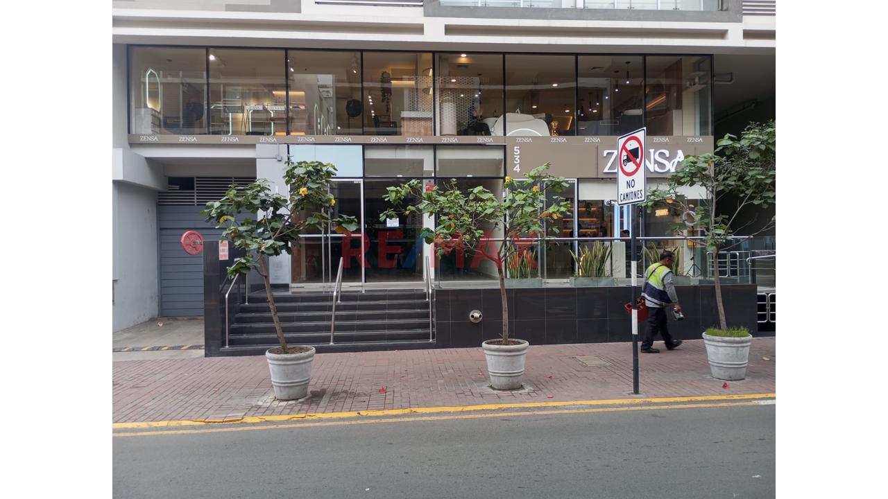 Excelente Local Comercial En La Mejor Zona De Miraflores - 2