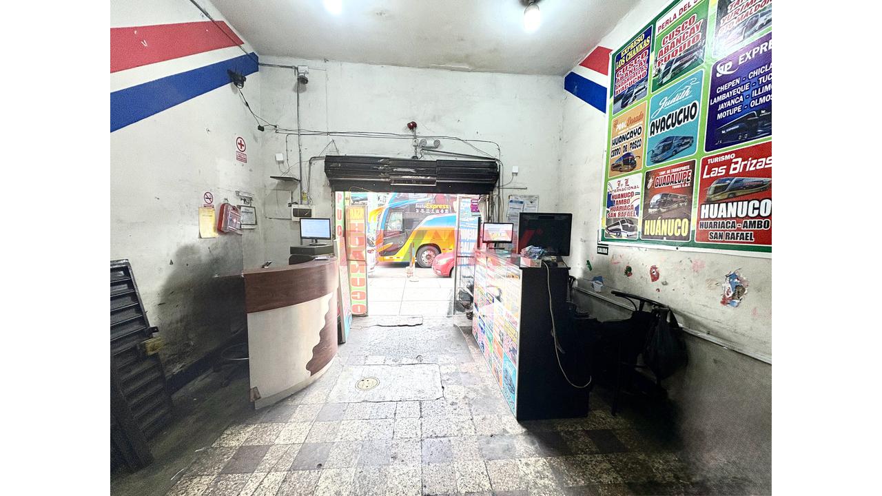 🏢 **¡Local Comercial En Venta – La Victoria\!** - 9