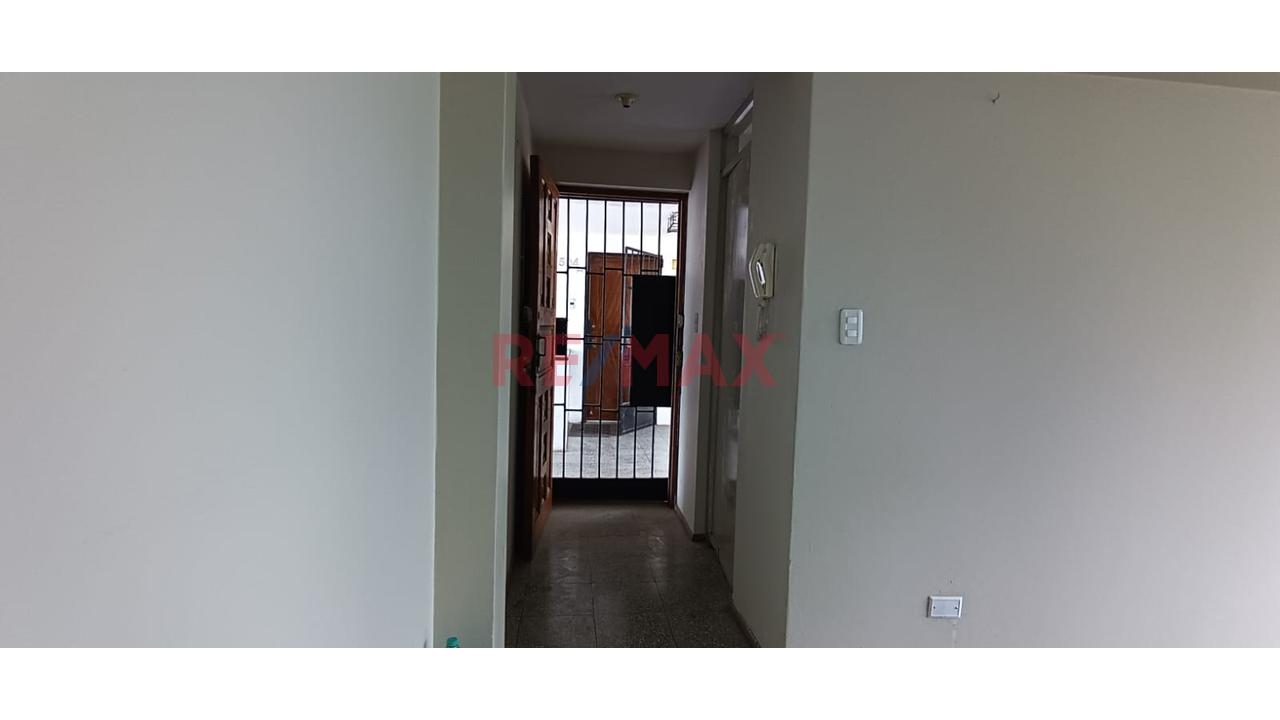 Venta De Departamento En El Callao A Pocas Cuadras Del Aeropuerto Jorje Chavez, Departamento En Condominio — foto 13